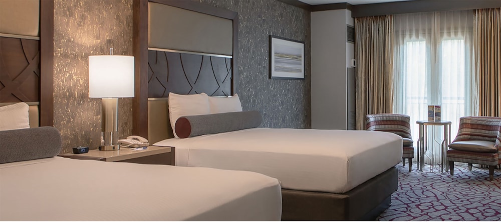 Horseshoe Black Hawk A Caesars Rewards Destination - photo 11