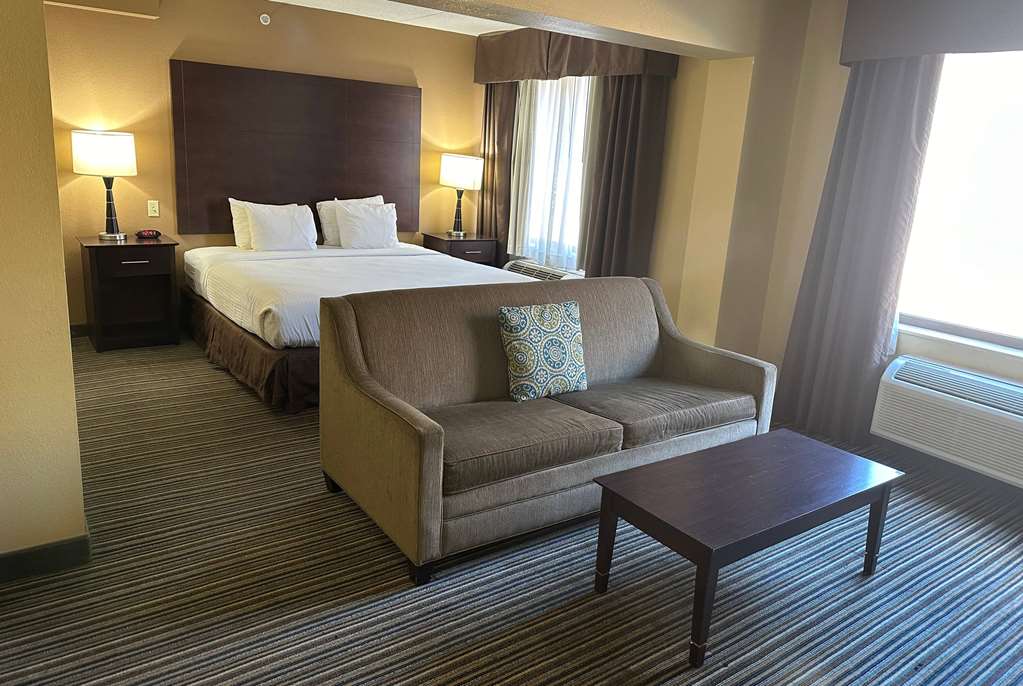 Wingate by Wyndham Harrisburg Near Hershey - photo 8