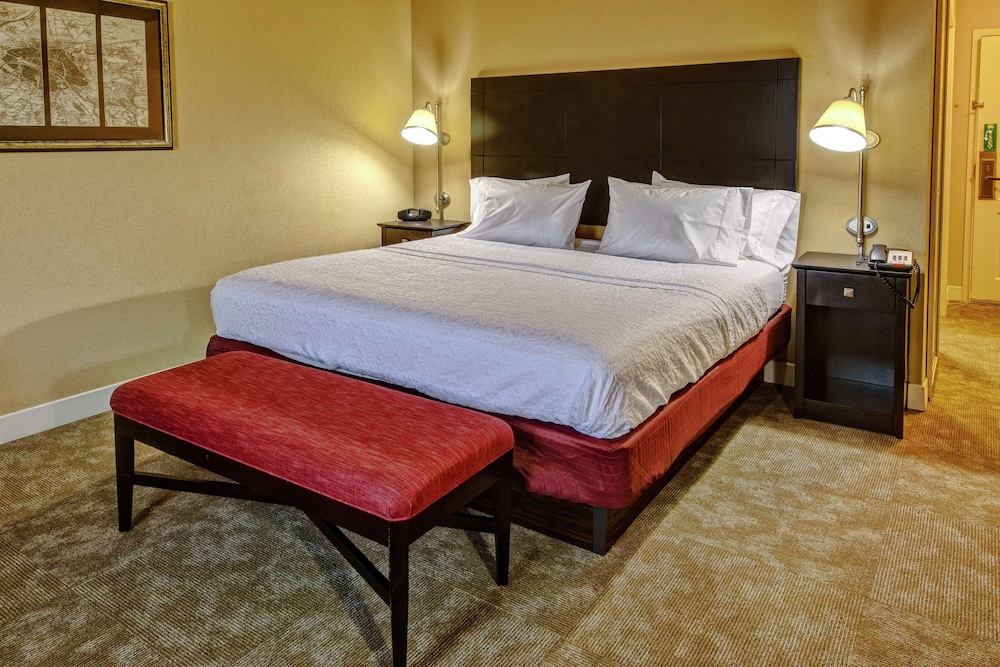 Hampton Inn Jacksonville Anniston Area - photo 8