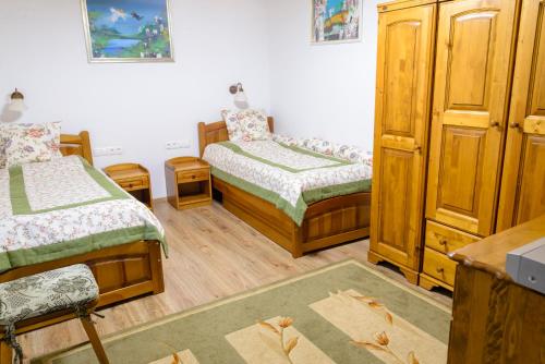 Tündérgyöngye Apartmanház — Zirc — photo 2