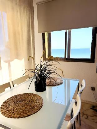 Apartamento playa Victoria — 5-Star Luxury Hotel in Cadiz, Spain