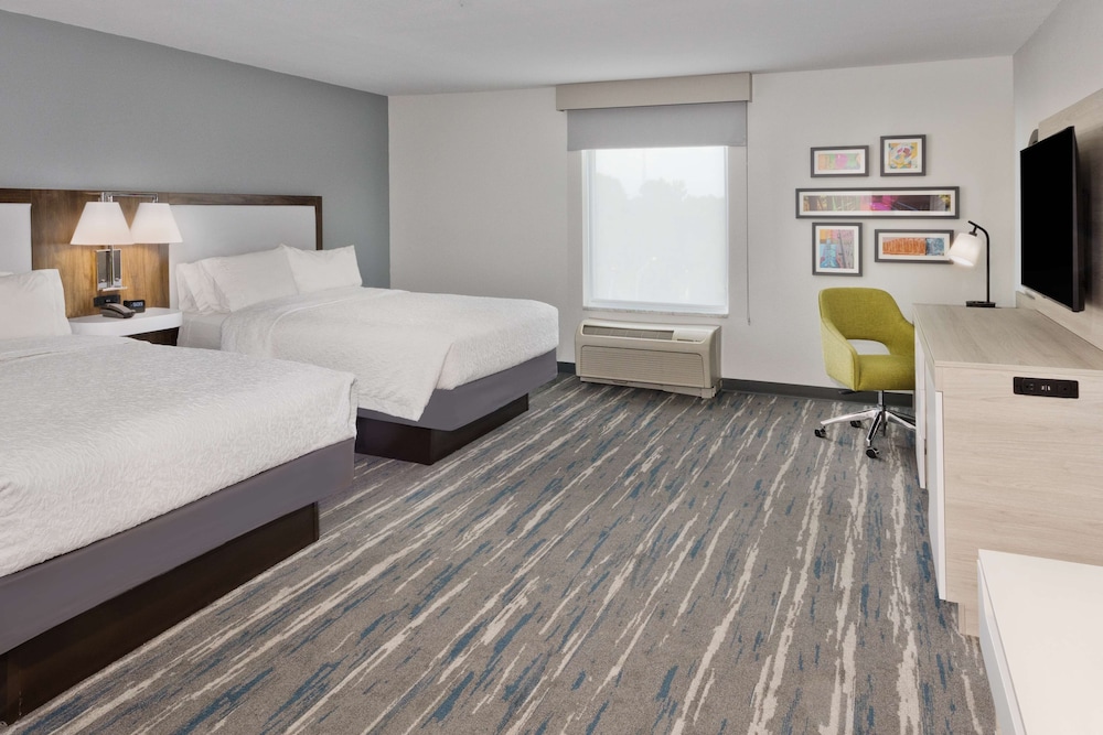 Hampton Inn & Suites Phenix City Columbus Area - photo 10