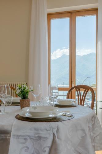 Casa Mamma — 4-Star Luxury Hotel in Lovere, Italy