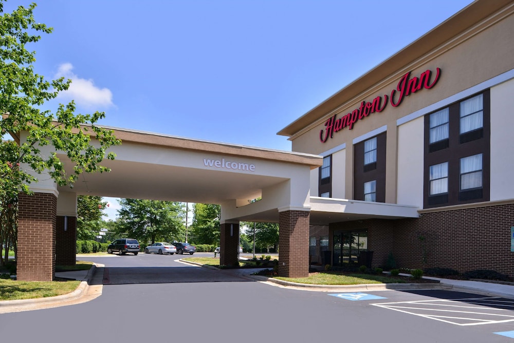 Hampton Inn Greensboro East pet-friendly hotel Mcleansville