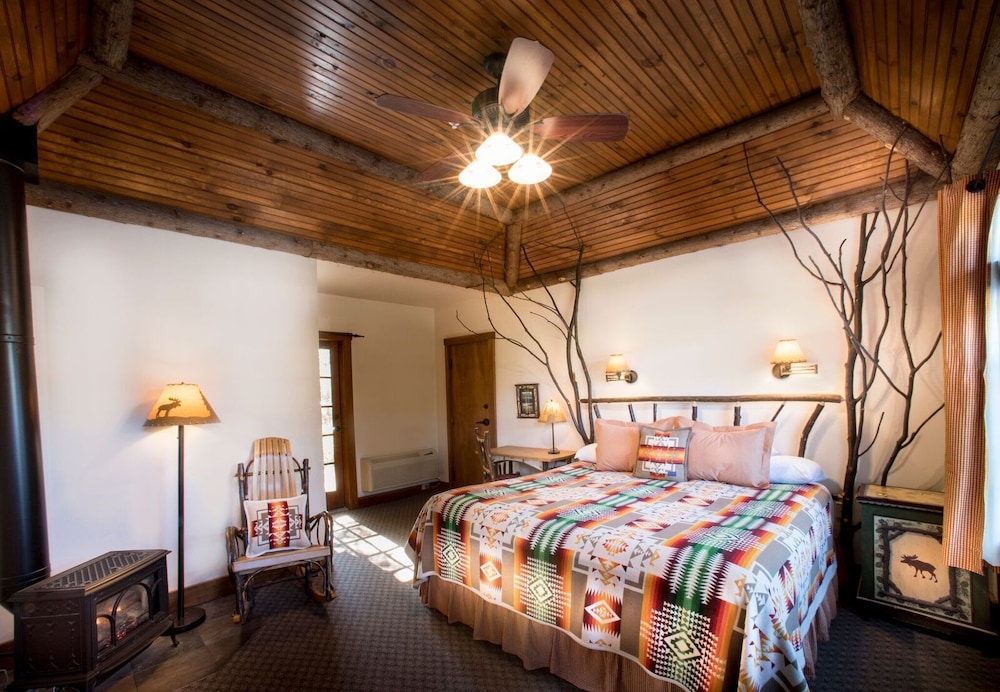 Finger Lakes Lodging - photo 9