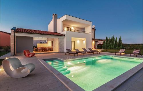 Amazing Home In Valbandon — 5-Star Luxury Hotel in Valbandon, Croatia