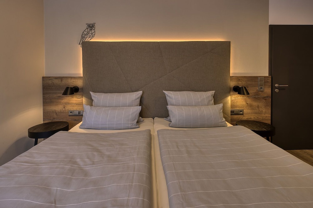 Hotel Imhof - last minute hotel in Gemunden