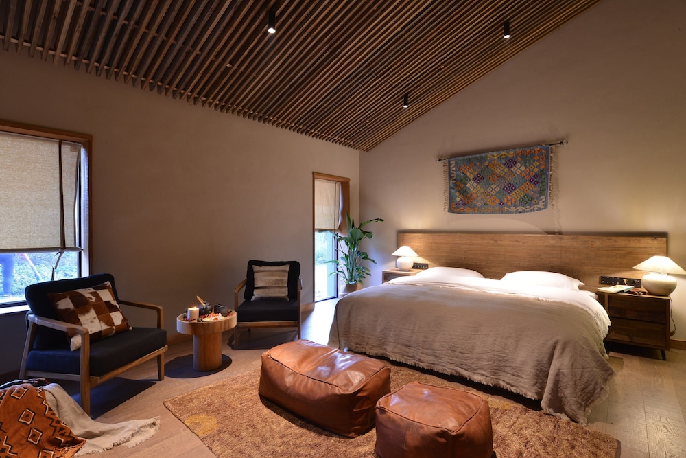 naked Hill — 4-Star Luxury Hotel in Nanjing, People's Republic of China
