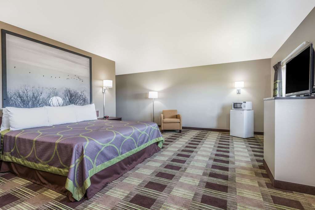 Super 8 by Wyndham Kimball - photo 13