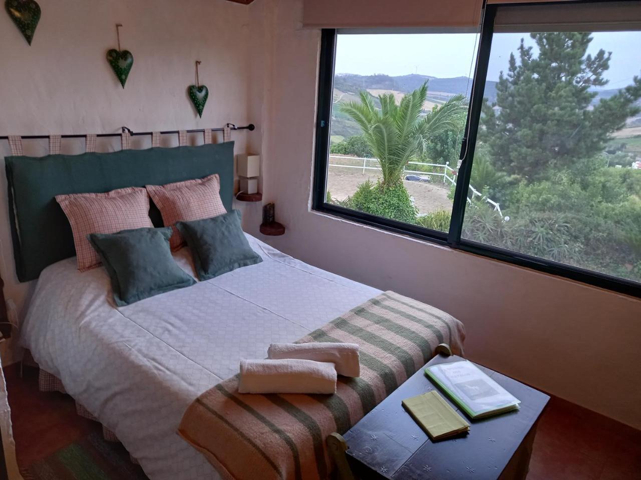 Casinha de férias no campo Quintinha dos Cavalos Arruda dos Vinhos — hotel in Sobral De Monte Agraco