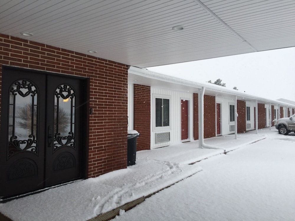 Crest Country Inn - photo 145