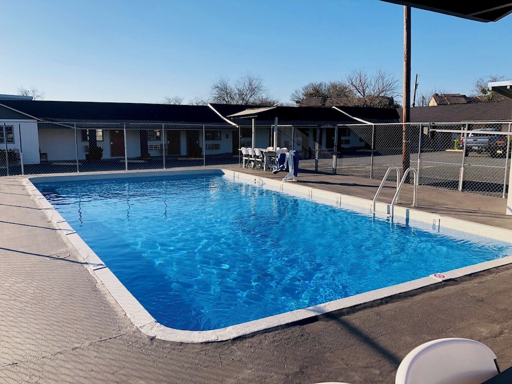 Sun Valley Motel - photo 23