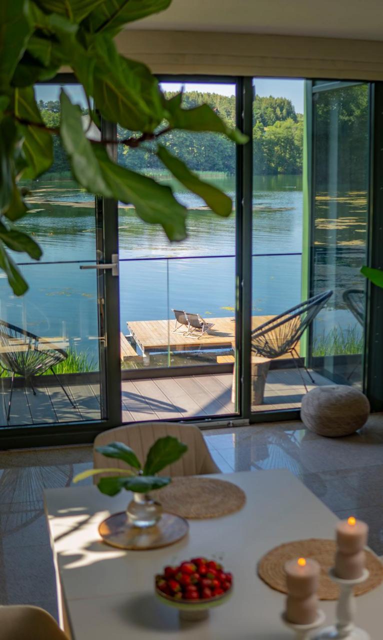 Green House nad jeziorem z pomostem — 4-Star Luxury Hotel in Olsztyn, Poland