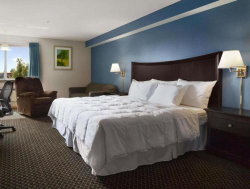 Days Inn Lacey Olympia Area - photo 18