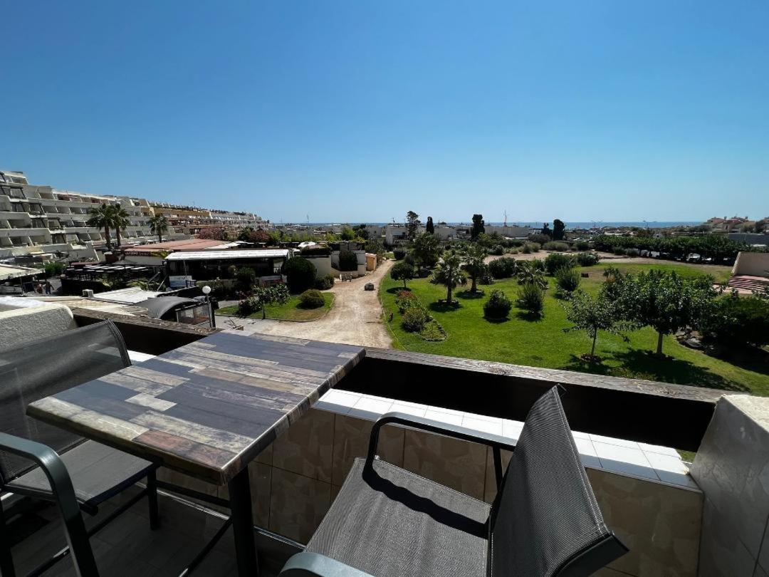 Sexy Waiki Port Nature 6 in Cap Dagde, France