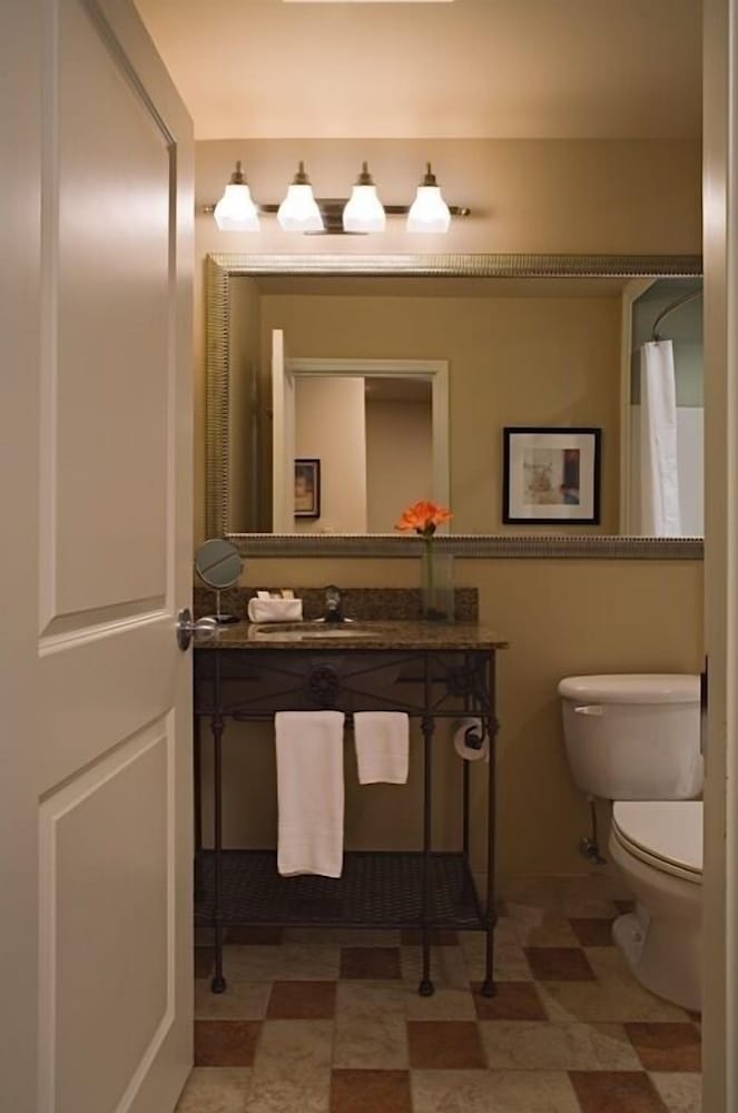 Blue Bay Inn - photo 30