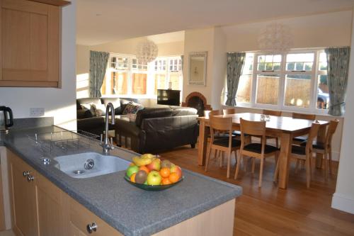 Bentley Cottage — 4-Star Luxury Hotel in Brockenhurst, United Kingdom
