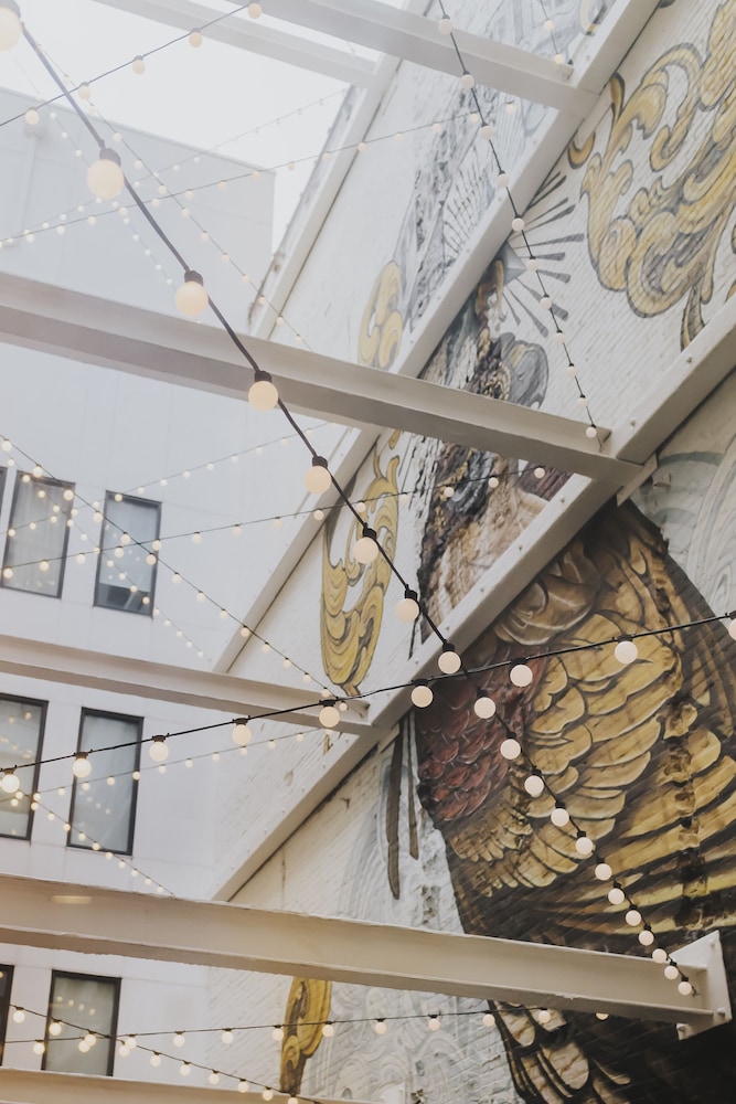 The Peregrine Omaha Downtown Curio Collection by Hilton - photo 104