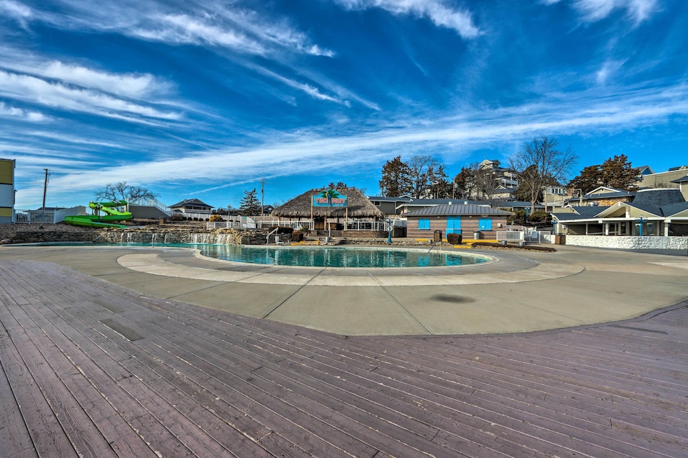 Lake Access & Resort Perks: Margaritaville Home - photo 20