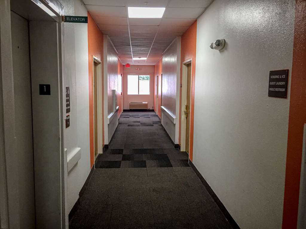 Motel 6 Woodway TX - photo 20