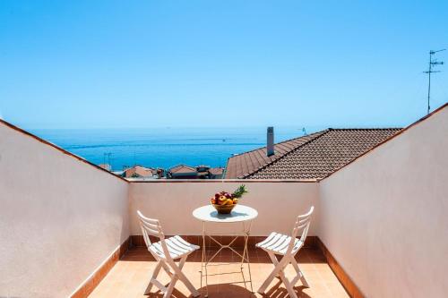 Sea view paradise — 4-Star Luxury Hotel in Aci Castello, Italy