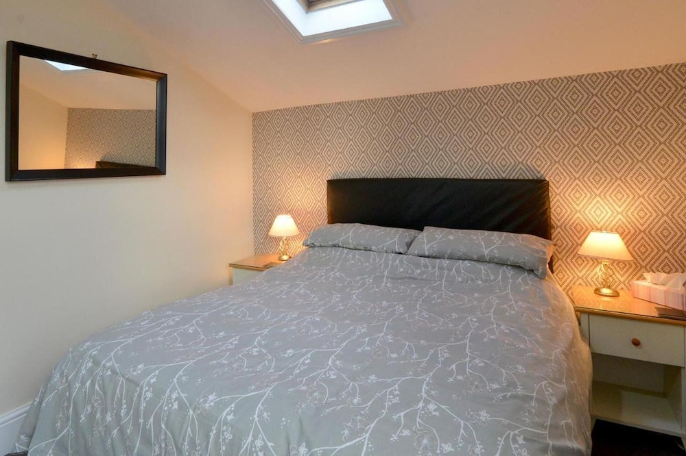 Brightwater family room for up to 3 people with shared facilities