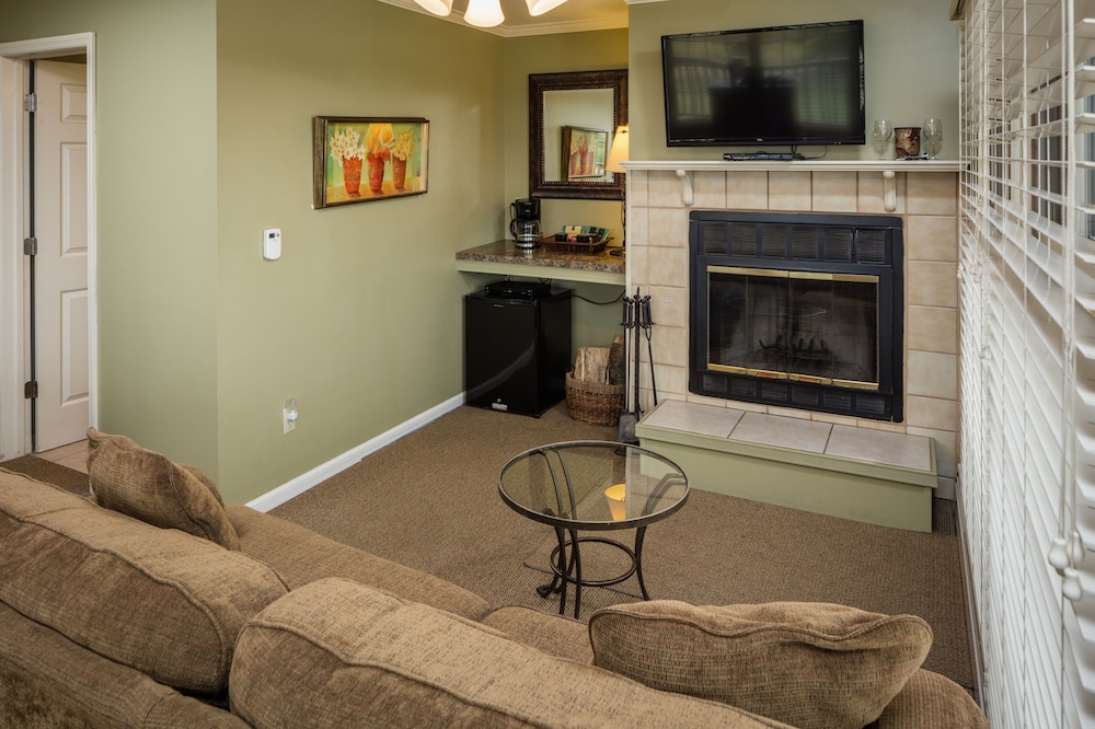 Lefevre Inn and Resort - photo 9