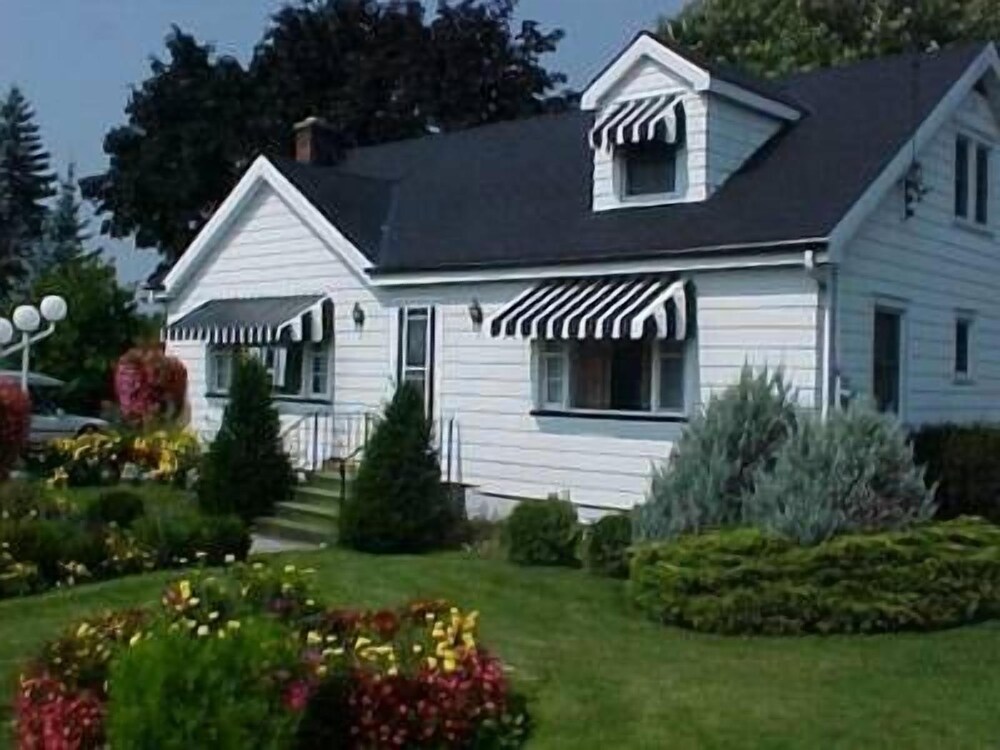 Trenton Park Motel — Quinte West