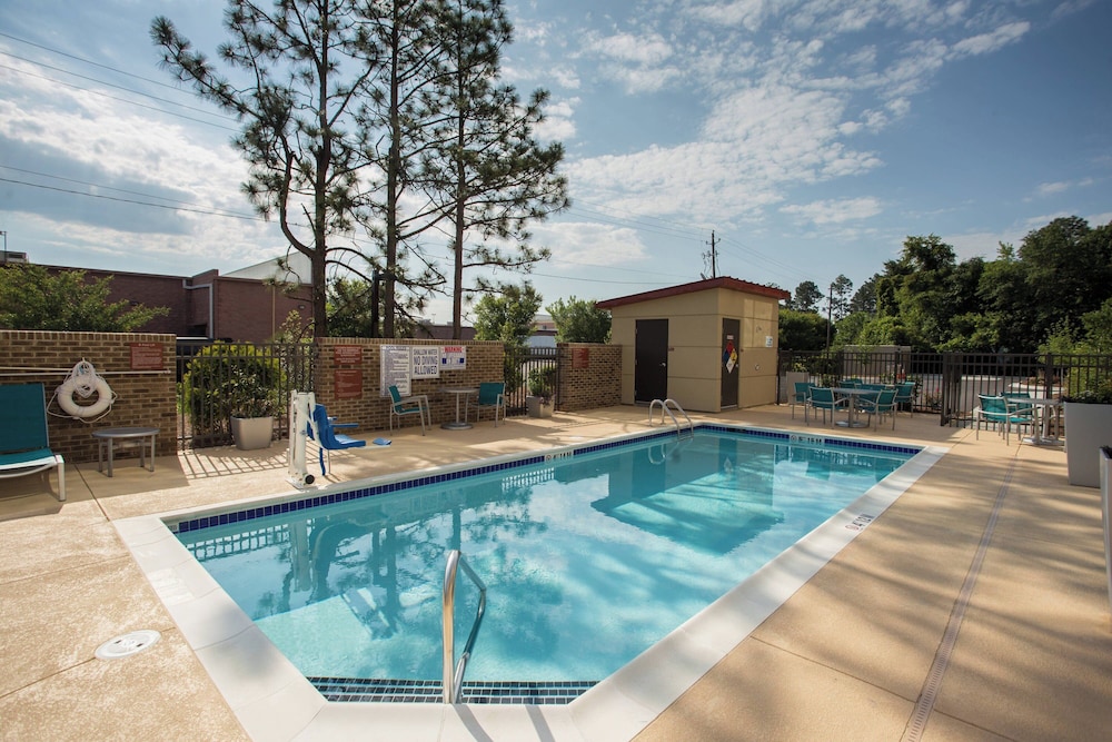 Towneplace Suites Southern Pines Aberdeen - photo 23