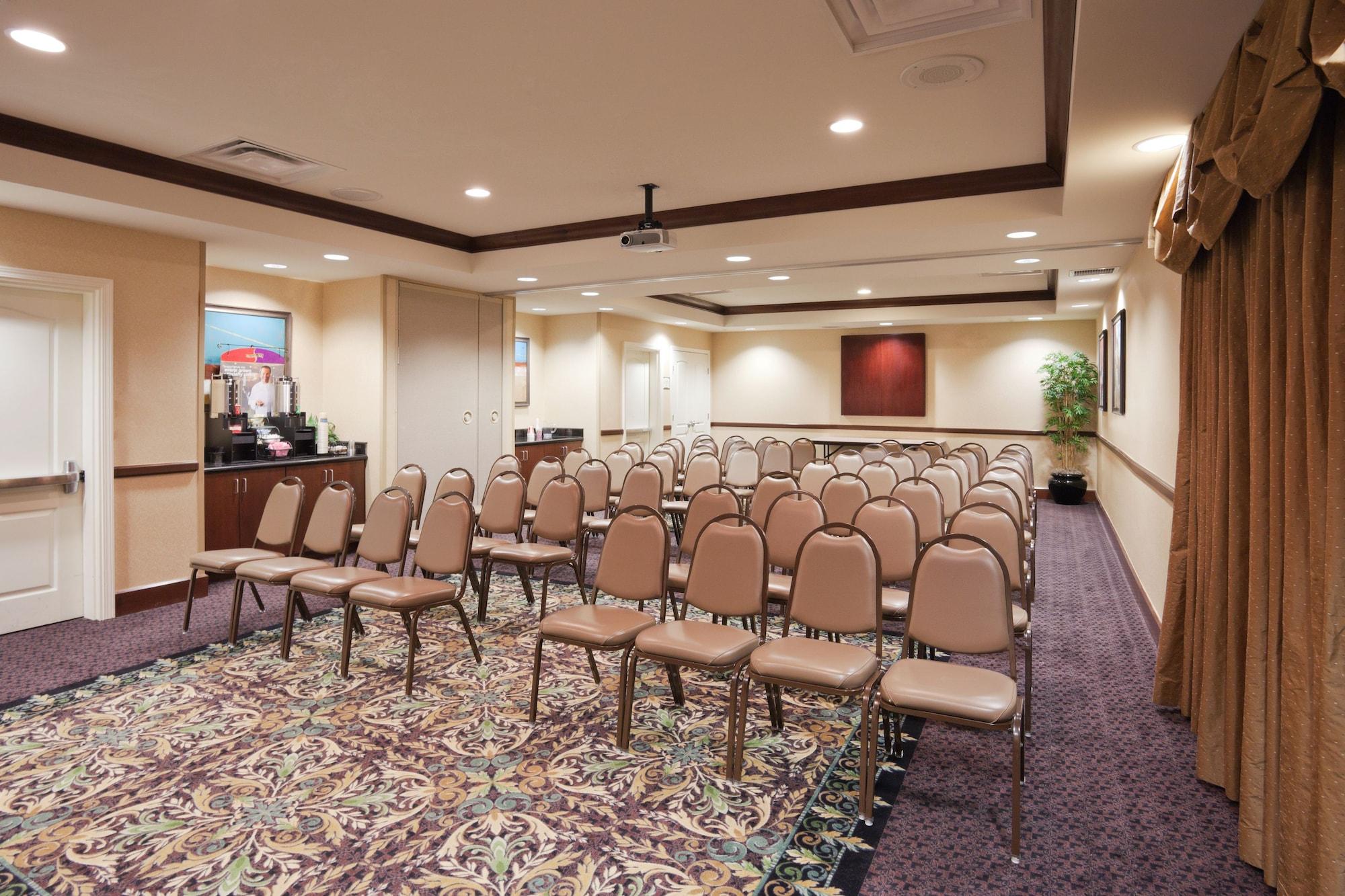 Staybridge Suites Lafayette Airport - photo 22