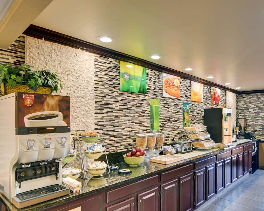 Quality Inn DFW Airport North - photo 34