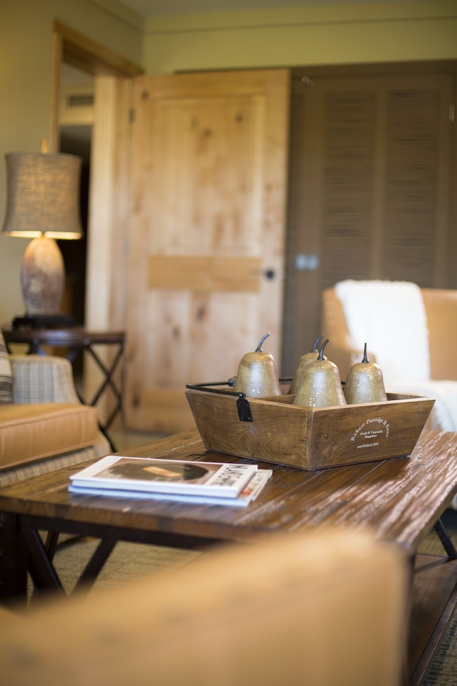 Temecula Creek Inn - photo 4