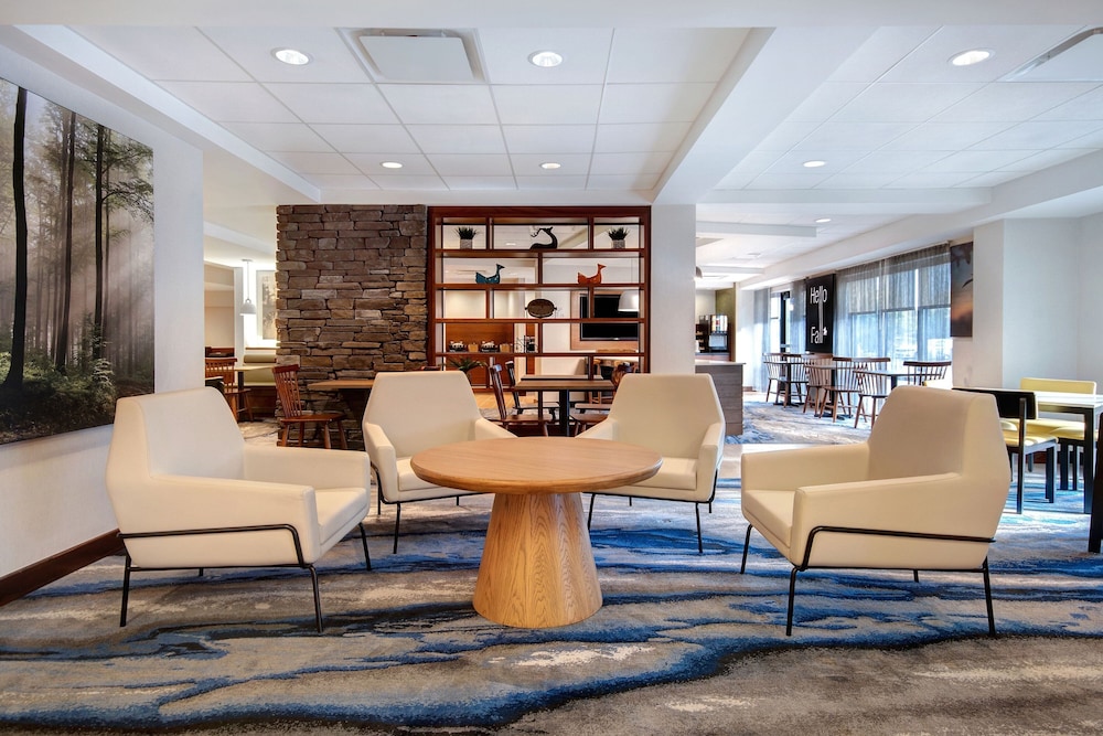 Fairfield Inn Suites By Marriott Rochester West Greece — Rochester
