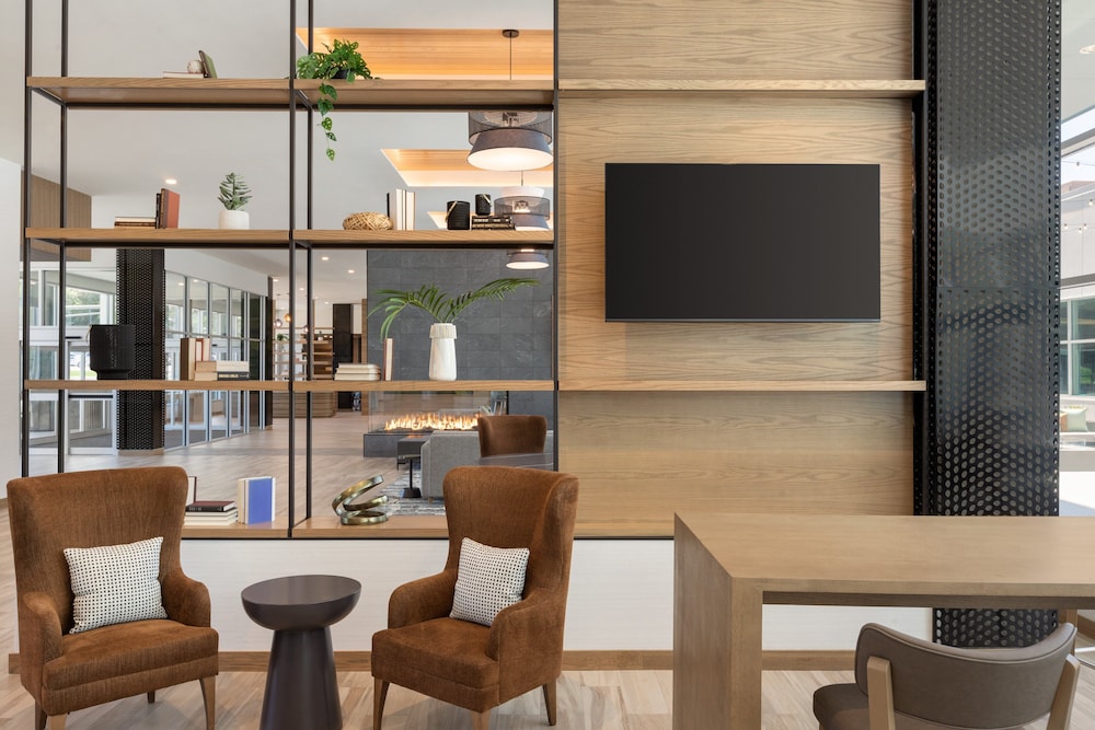 Staybridge Suites Rochester Mayo Clinic Area an IHG Hotel - photo 3