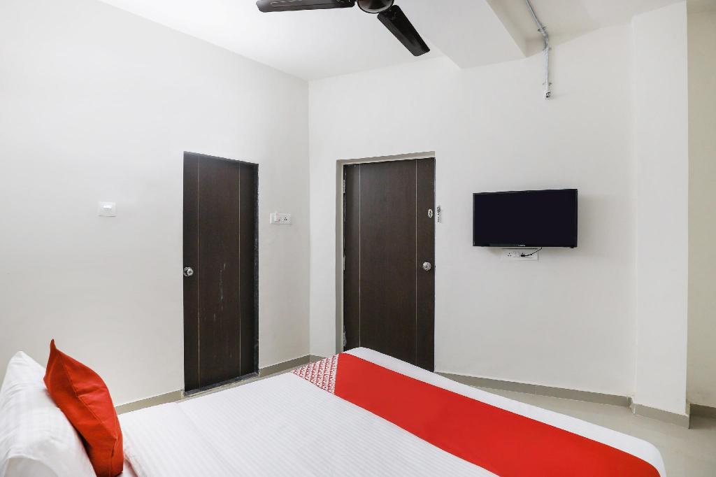 Zion Inn by Oyo Rooms in Vapi, India
