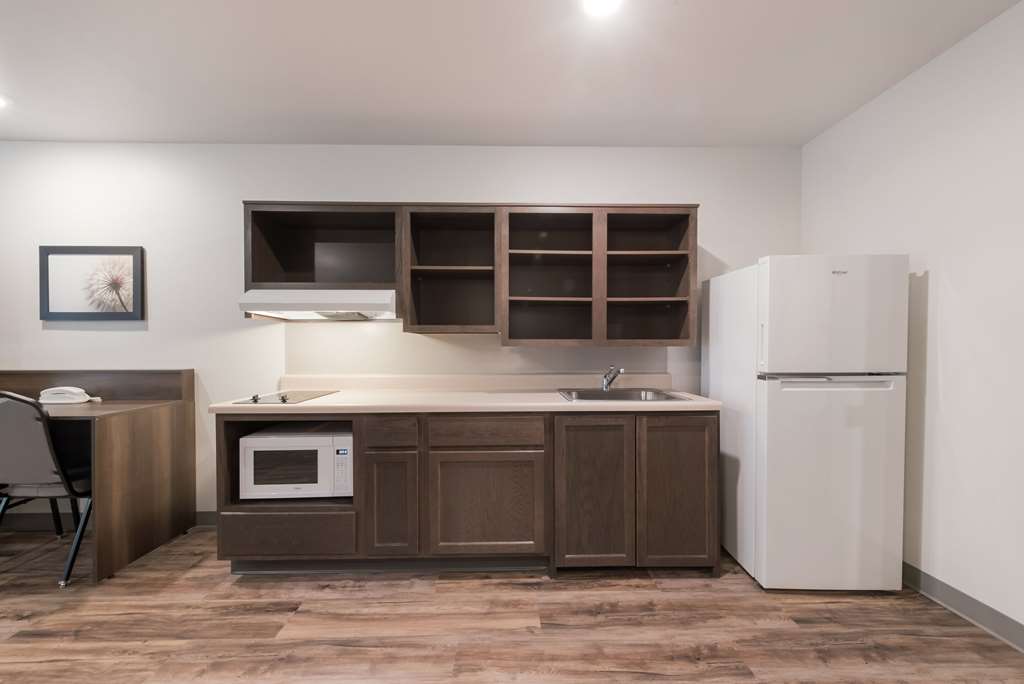 Woodspring Suites Philadelphia Northeast - photo 28