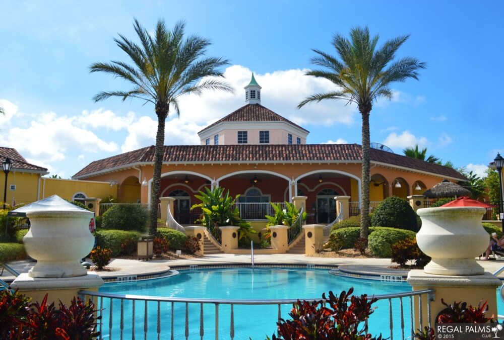 Regal Palms Resort & Spa 615 — hotel in Davenport