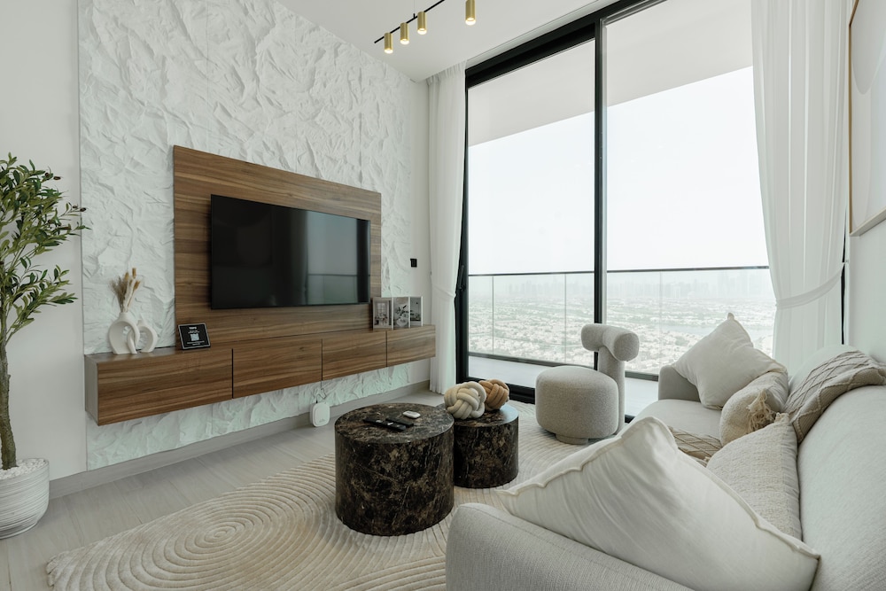 Binghatti Onyx Residences JVC — 4-Star Luxury Hotel in Dubai, United Arab Emirates
