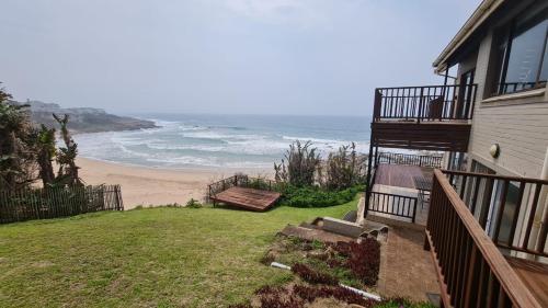 Periwinkle 4 — 4-Star Luxury Hotel in Margate, South Africa