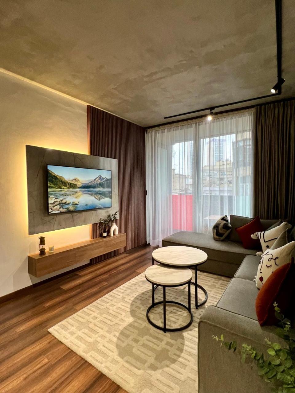 Appartement neuf 2 chambres avec salle de sport — 4-Star Luxury Hotel in Casablanca, Morocco
