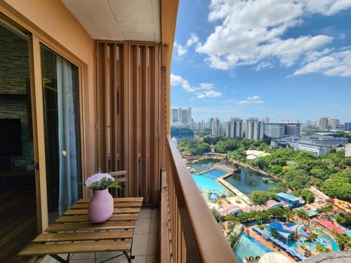 Lagoon View With Balcony 1 5pax Sunway Resort Netflix in Petaling Jaya, Malaysia