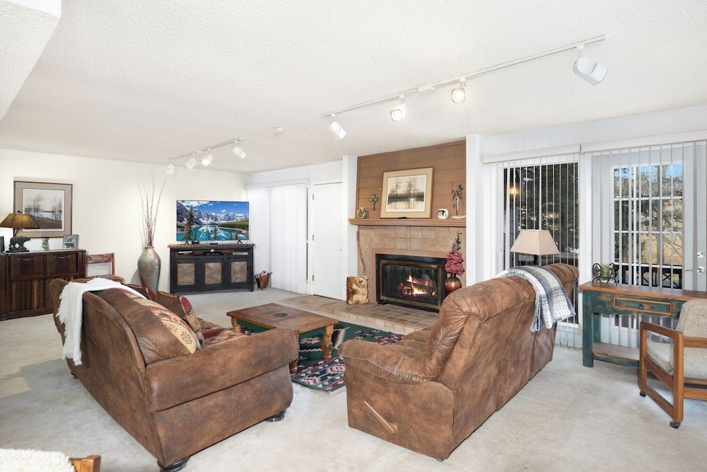 North Street Escape in Ruidoso, United States