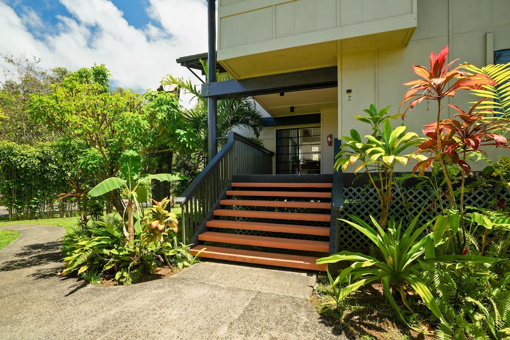 Mauna Kai 11 — 4-Star Luxury Hotel in Princeville, United States