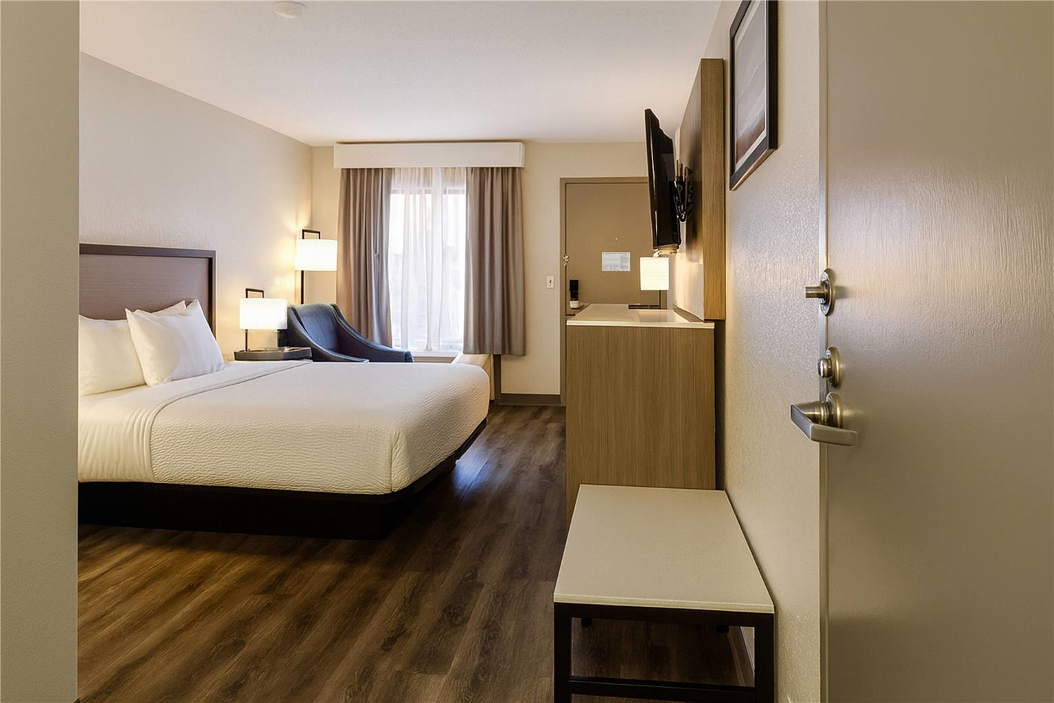 Baymont by Wyndham Fayetteville I 95 - photo 19