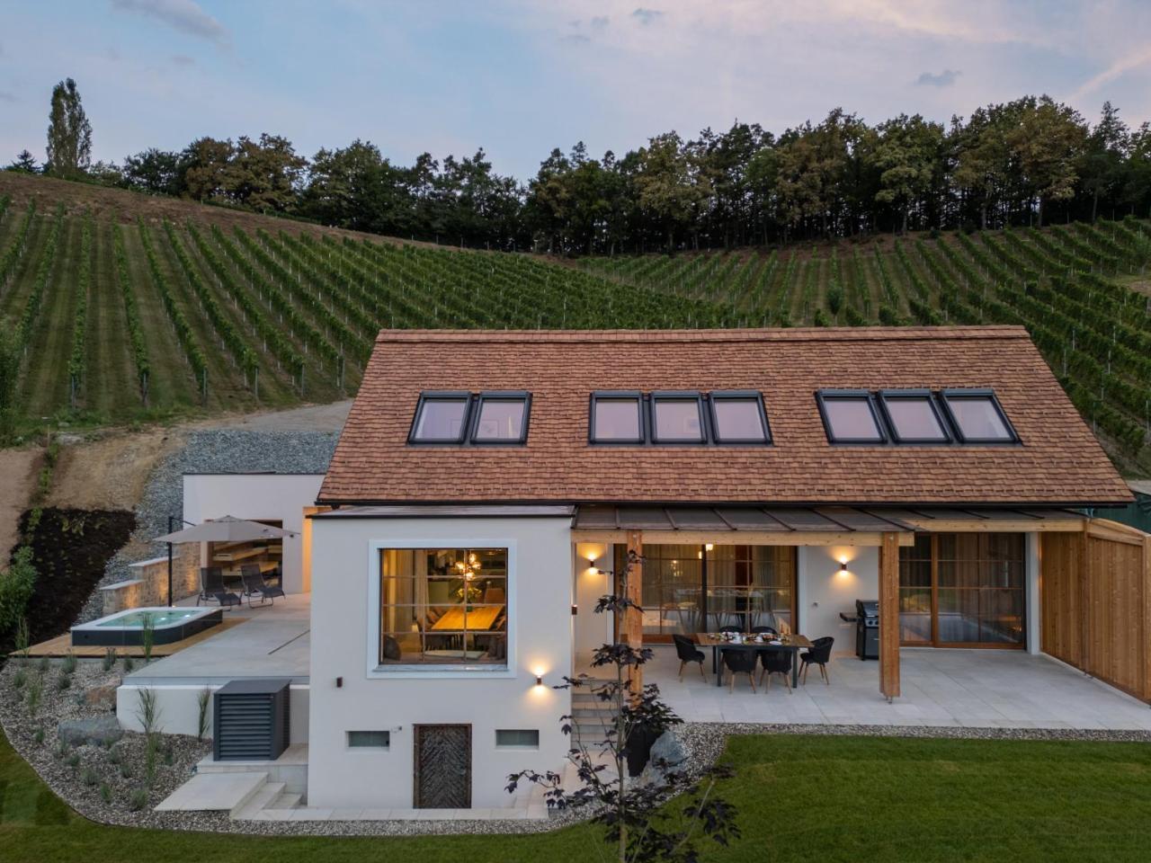 steiRerBLiCke Domaine Sernau Sauvignon in Gamlitz, Austria