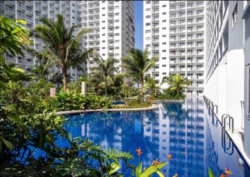 Manila Shore Residences Tower D MOA - last minute hotel in Manila