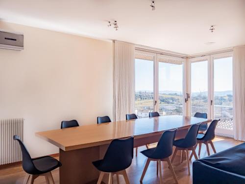 Spectacular villa with gym — 4-Star Luxury Hotel in Banyoles, Spain