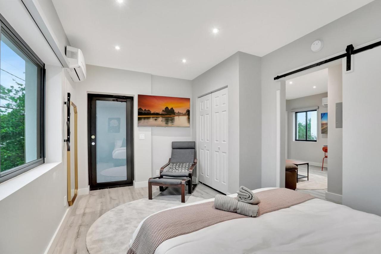 2 Condo Combo Walk to Beach Off Las Olas 1AB — 4-Star Luxury Hotel in Fort Lauderdale, United States