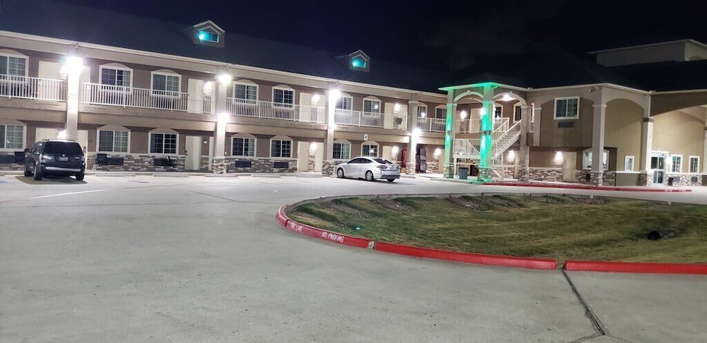 Highlands Suites - photo 17