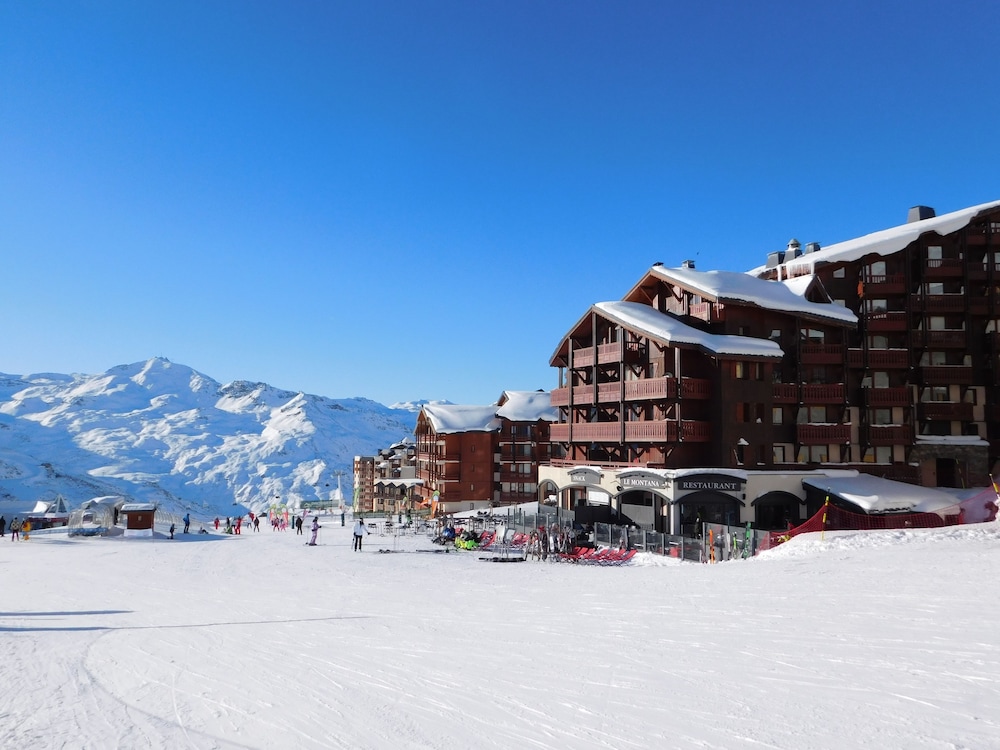 Residence Village Montana — 4-Star Luxury Hotel in Val Thorens, France